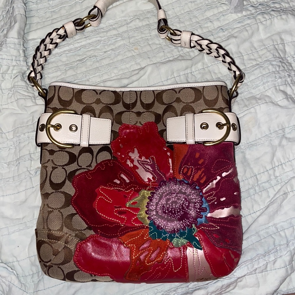 COACH Signature Poppy Soft HANDBAG